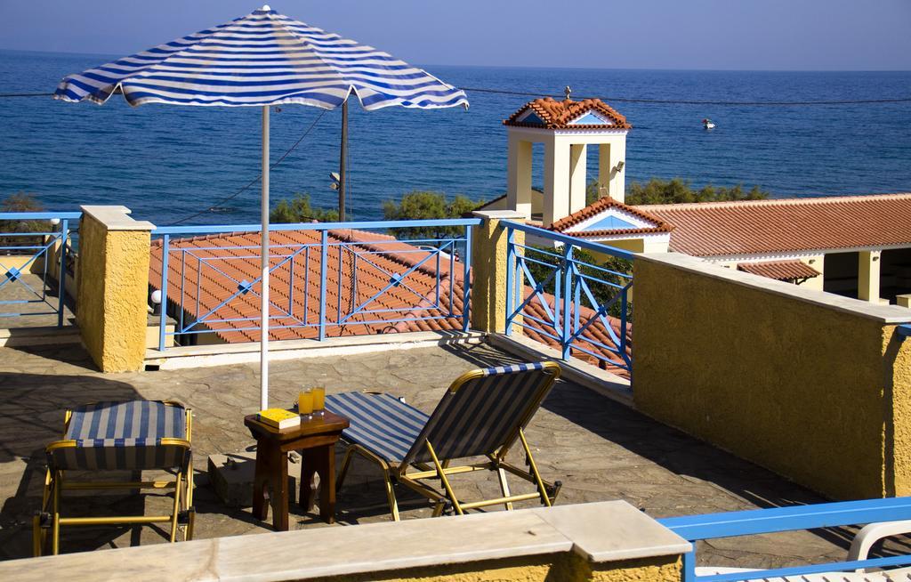Hesperia Hotel Карловаси Экстерьер фото