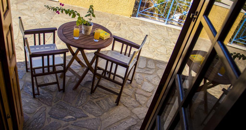 Hesperia Hotel Карловаси Номер фото